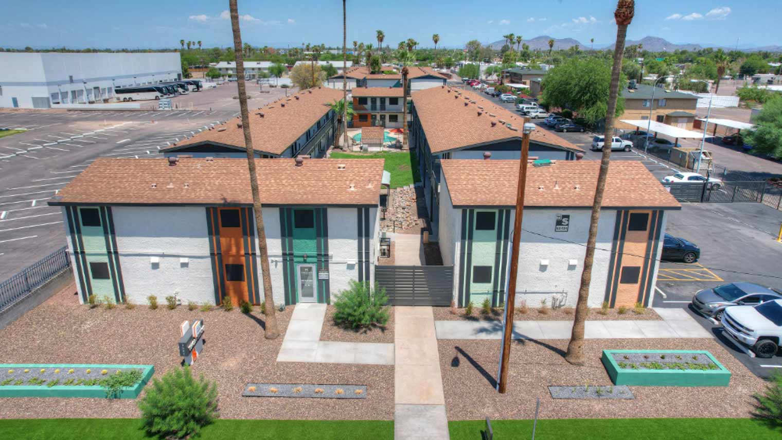 Arizona real estate crowdsourcing company buying Phoenix apartment complex for $13M